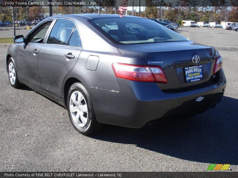 Magnetic Gray Metallic / Ash 2009 Toyota Camry LE