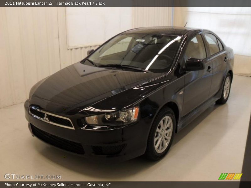 Front 3/4 View of 2011 Lancer ES