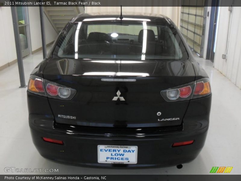 Tarmac Black Pearl / Black 2011 Mitsubishi Lancer ES