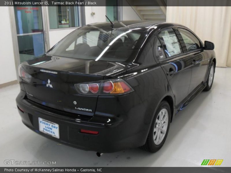 Tarmac Black Pearl / Black 2011 Mitsubishi Lancer ES