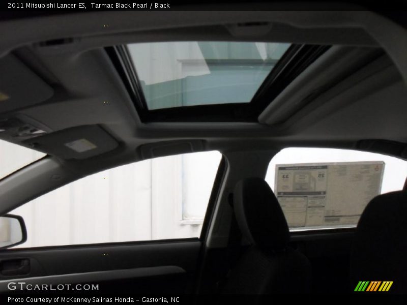 Sunroof of 2011 Lancer ES