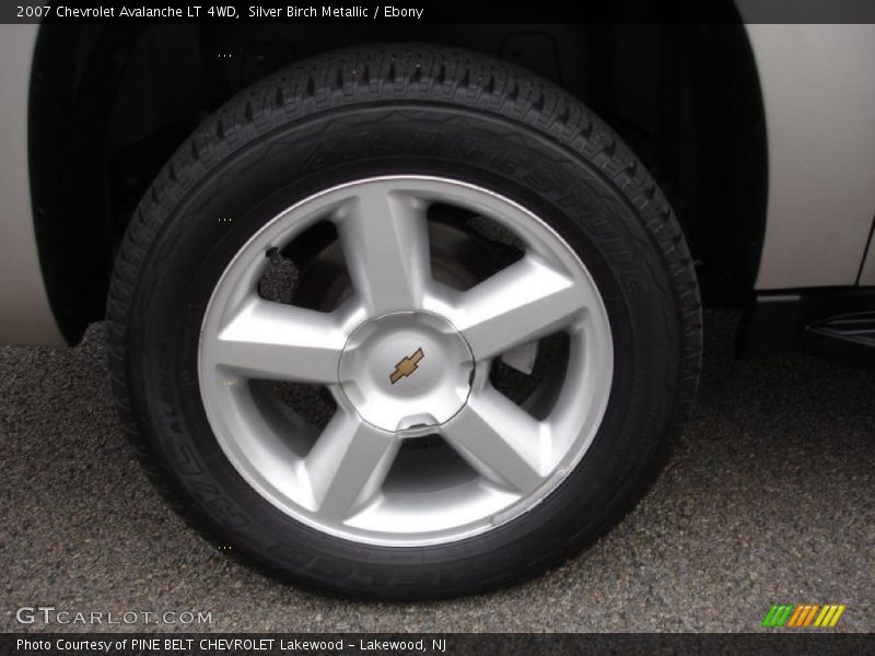 Silver Birch Metallic / Ebony 2007 Chevrolet Avalanche LT 4WD