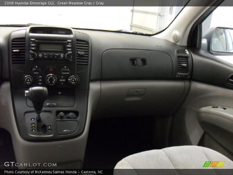 Green Meadow Gray / Gray 2008 Hyundai Entourage GLS