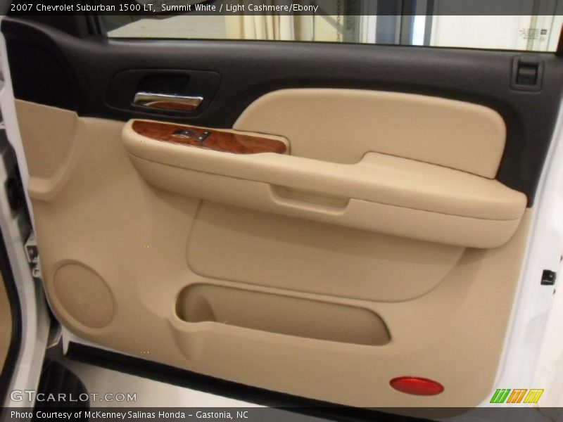 Door Panel of 2007 Suburban 1500 LT