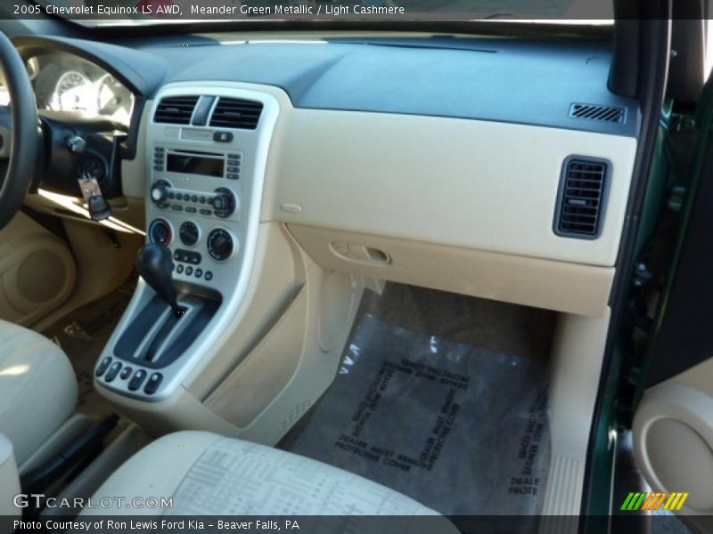 Meander Green Metallic / Light Cashmere 2005 Chevrolet Equinox LS AWD