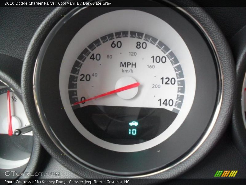 Cool Vanilla / Dark Slate Gray 2010 Dodge Charger Rallye