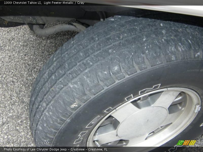 Light Pewter Metallic / Gray 1999 Chevrolet Tahoe LS
