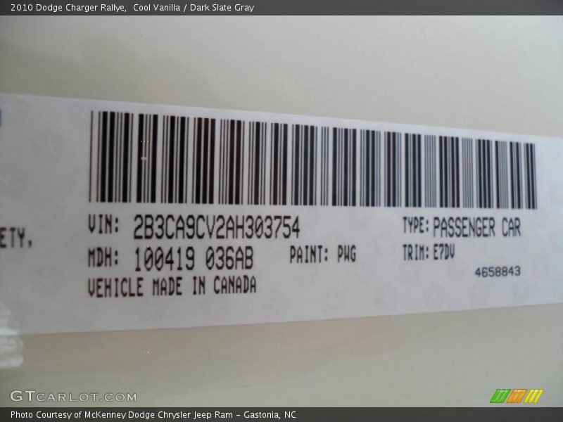 Cool Vanilla / Dark Slate Gray 2010 Dodge Charger Rallye