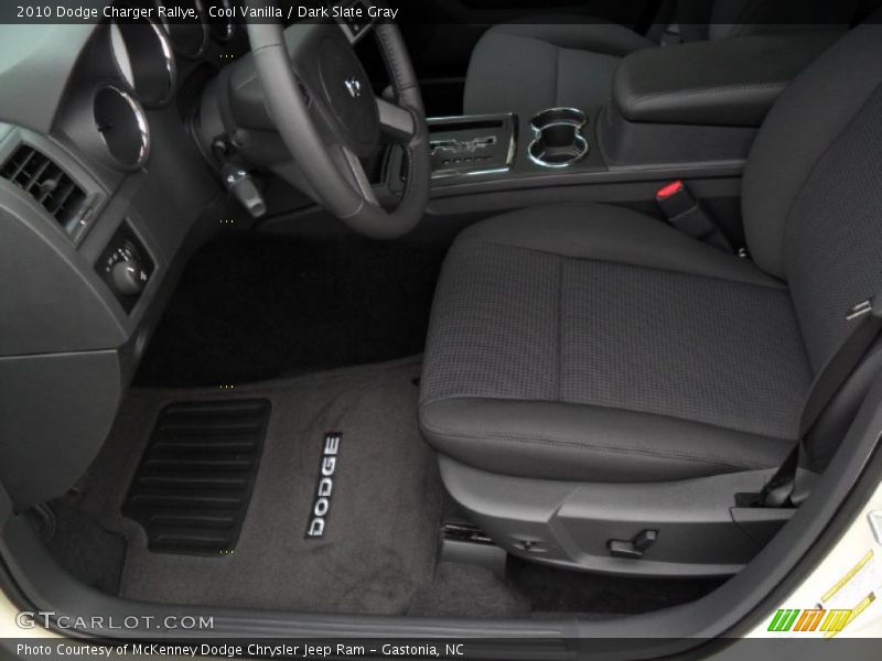 Cool Vanilla / Dark Slate Gray 2010 Dodge Charger Rallye