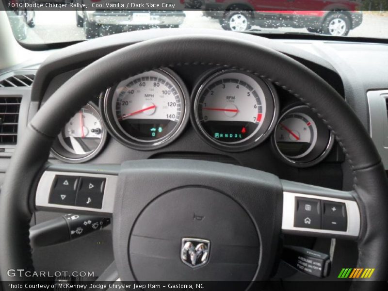 Cool Vanilla / Dark Slate Gray 2010 Dodge Charger Rallye