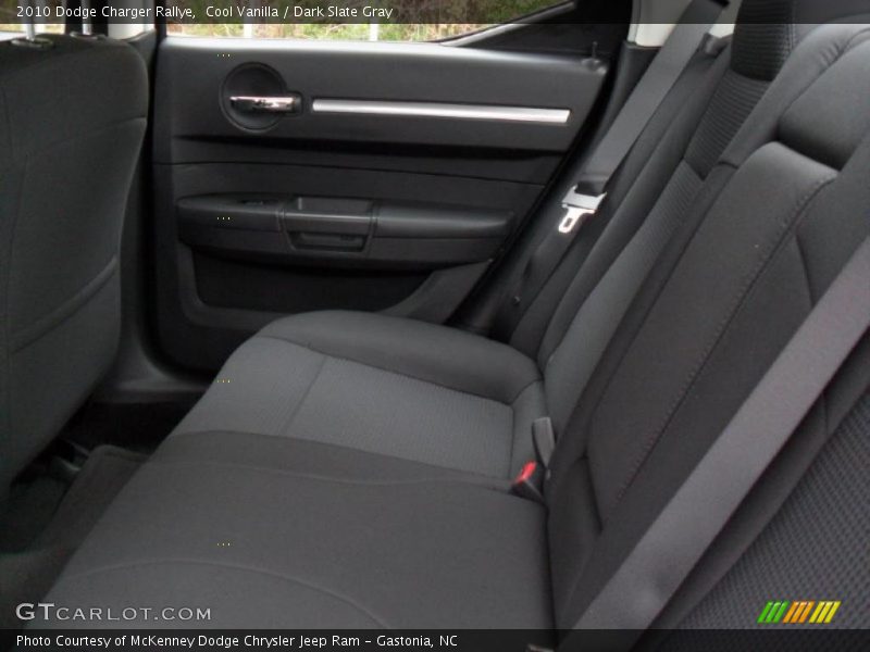 Cool Vanilla / Dark Slate Gray 2010 Dodge Charger Rallye