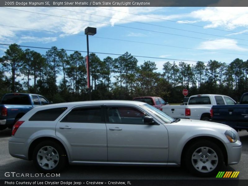 Bright Silver Metallic / Dark Slate Gray/Light Graystone 2005 Dodge Magnum SE