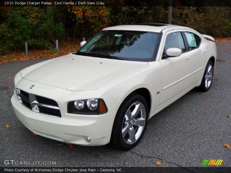 Cool Vanilla / Dark Slate Gray 2010 Dodge Charger Rallye