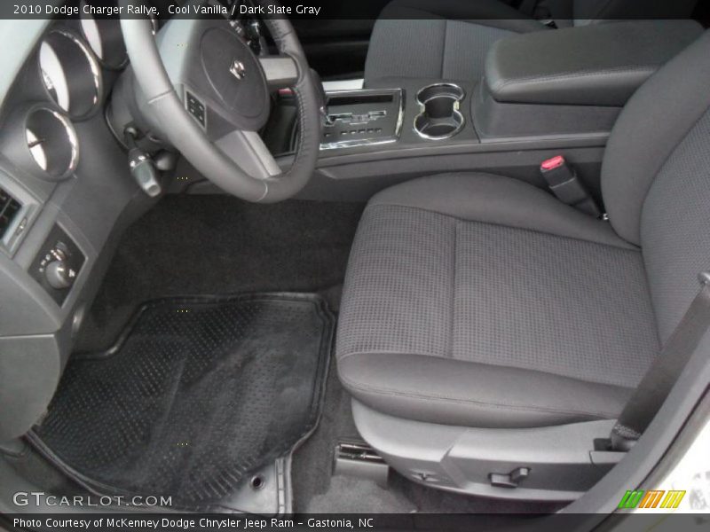 Cool Vanilla / Dark Slate Gray 2010 Dodge Charger Rallye