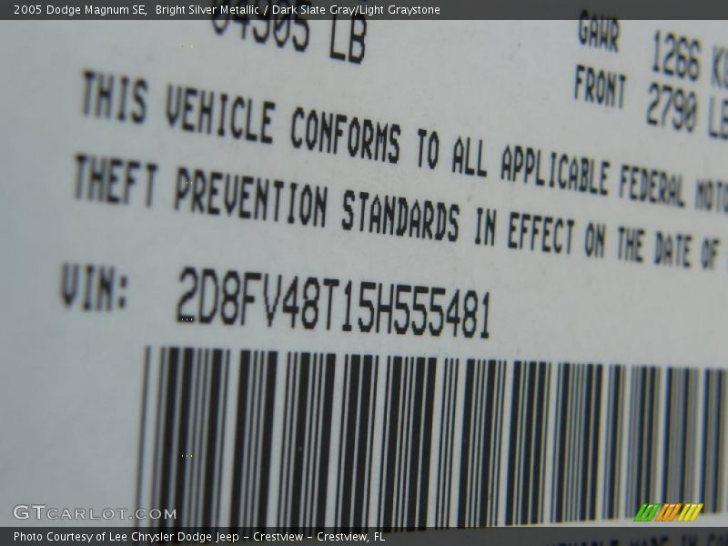 Bright Silver Metallic / Dark Slate Gray/Light Graystone 2005 Dodge Magnum SE