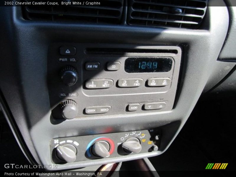 Bright White / Graphite 2002 Chevrolet Cavalier Coupe