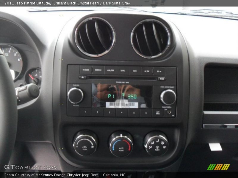 Controls of 2011 Patriot Latitude