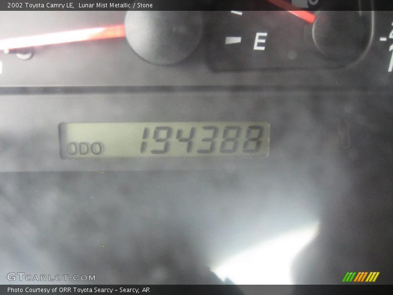 Lunar Mist Metallic / Stone 2002 Toyota Camry LE