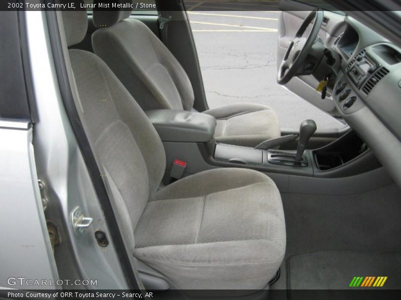Lunar Mist Metallic / Stone 2002 Toyota Camry LE