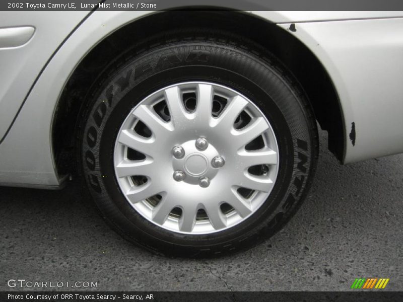 Lunar Mist Metallic / Stone 2002 Toyota Camry LE