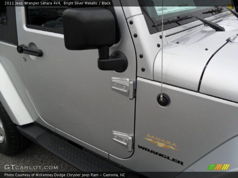 Bright Silver Metallic / Black 2011 Jeep Wrangler Sahara 4x4