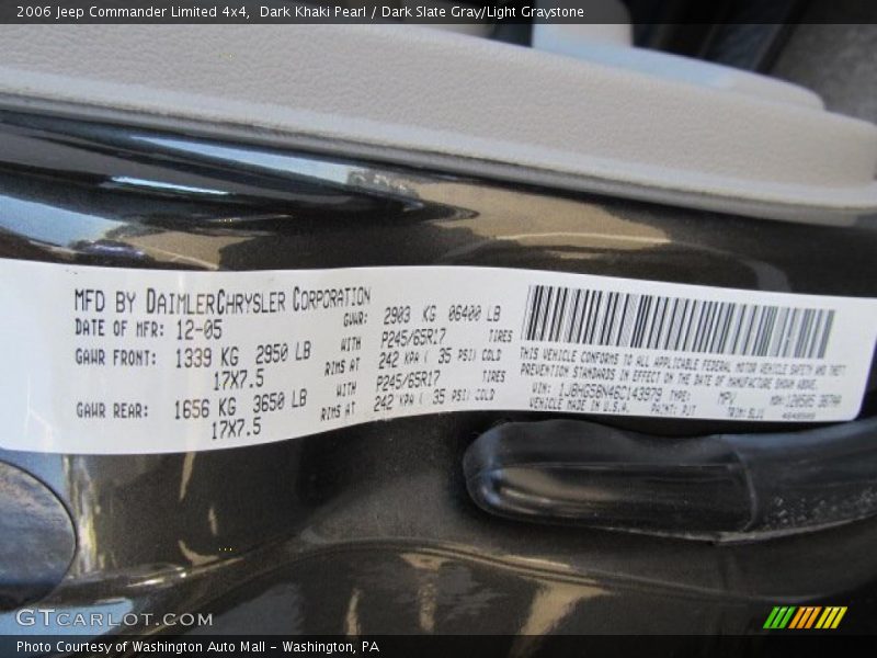 Dark Khaki Pearl / Dark Slate Gray/Light Graystone 2006 Jeep Commander Limited 4x4