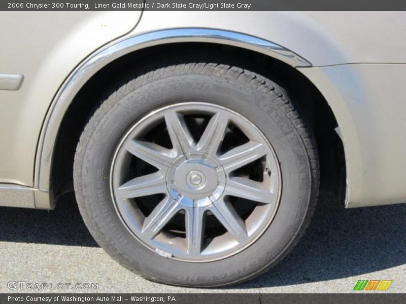 Linen Gold Metallic / Dark Slate Gray/Light Slate Gray 2006 Chrysler 300 Touring