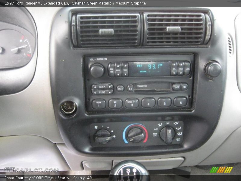 Controls of 1997 Ranger XL Extended Cab