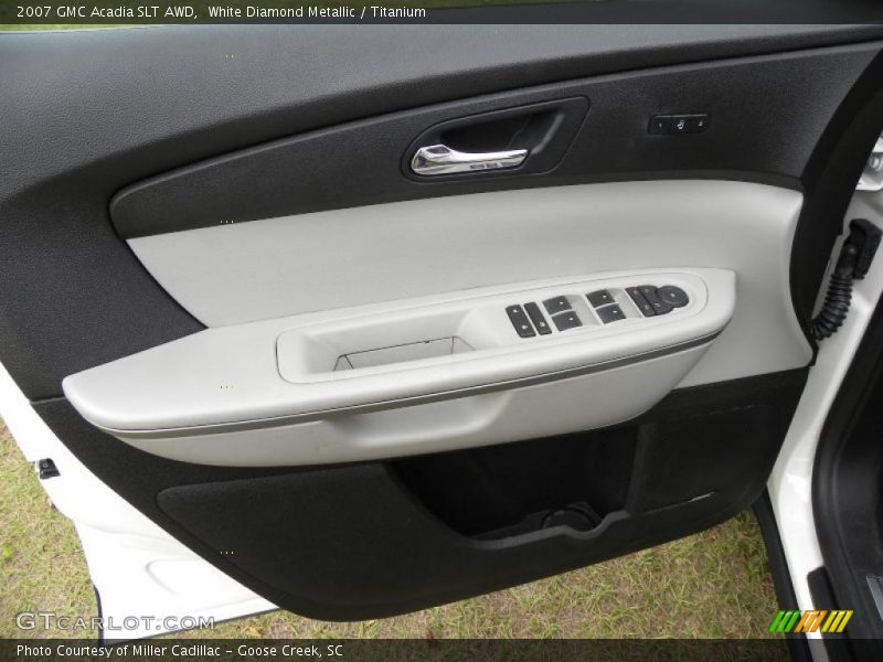 White Diamond Metallic / Titanium 2007 GMC Acadia SLT AWD