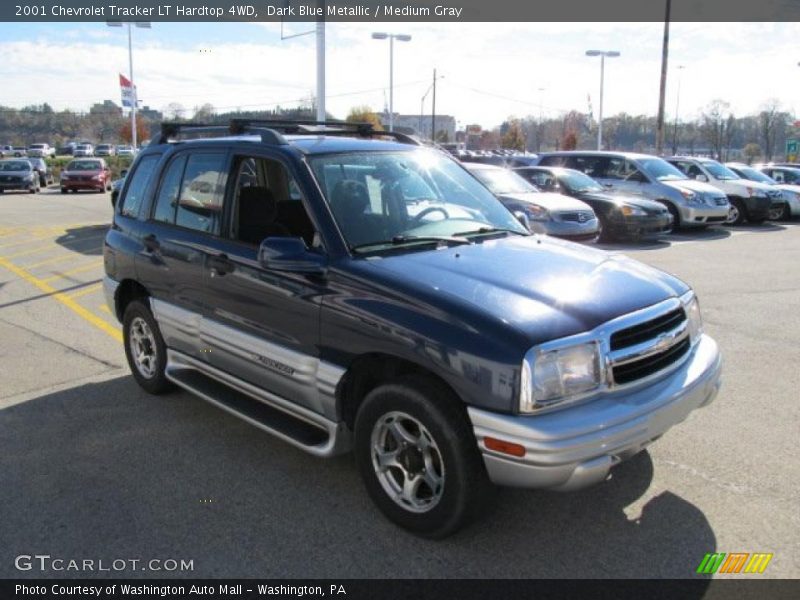 Dark Blue Metallic / Medium Gray 2001 Chevrolet Tracker LT Hardtop 4WD