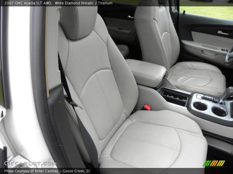 White Diamond Metallic / Titanium 2007 GMC Acadia SLT AWD