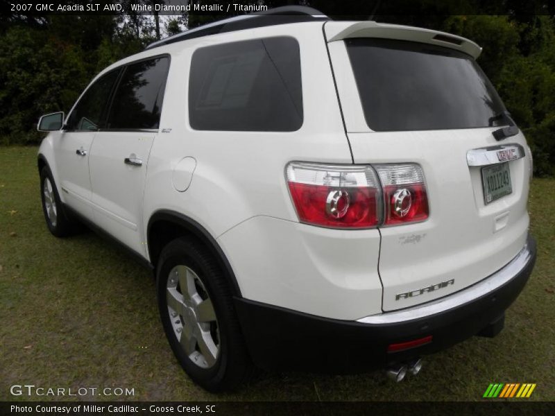 White Diamond Metallic / Titanium 2007 GMC Acadia SLT AWD