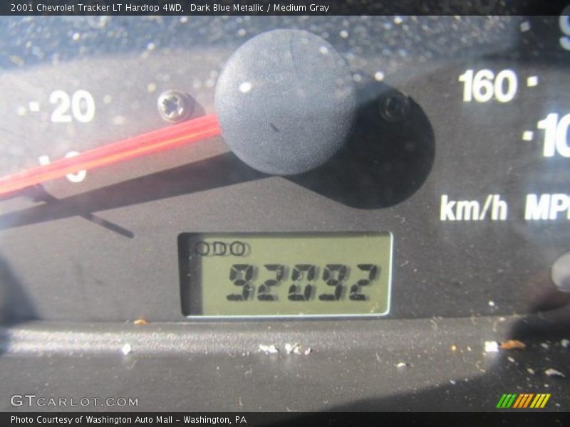 Dark Blue Metallic / Medium Gray 2001 Chevrolet Tracker LT Hardtop 4WD