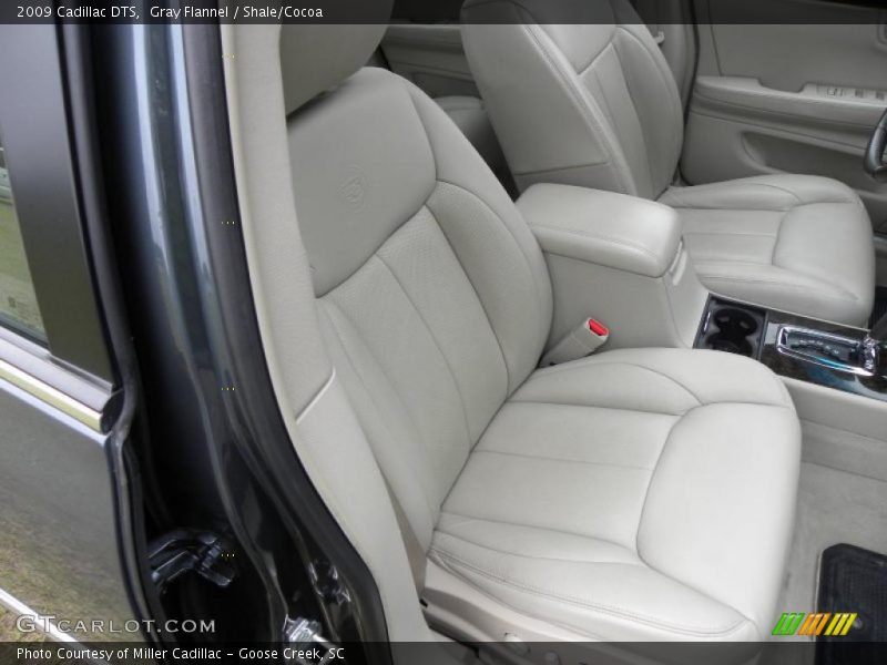 Gray Flannel / Shale/Cocoa 2009 Cadillac DTS
