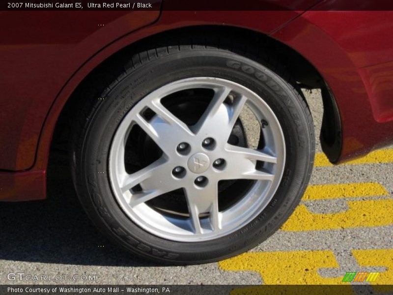 Ultra Red Pearl / Black 2007 Mitsubishi Galant ES