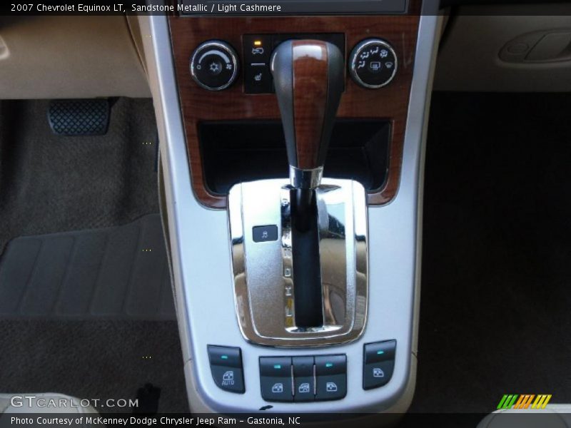 Sandstone Metallic / Light Cashmere 2007 Chevrolet Equinox LT