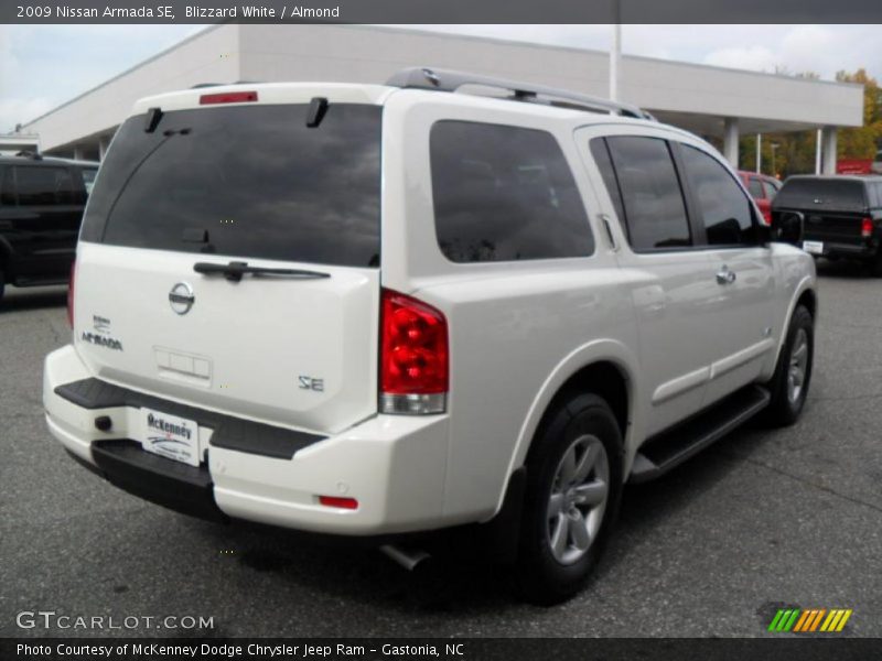 Blizzard White / Almond 2009 Nissan Armada SE