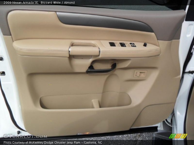 Door Panel of 2009 Armada SE