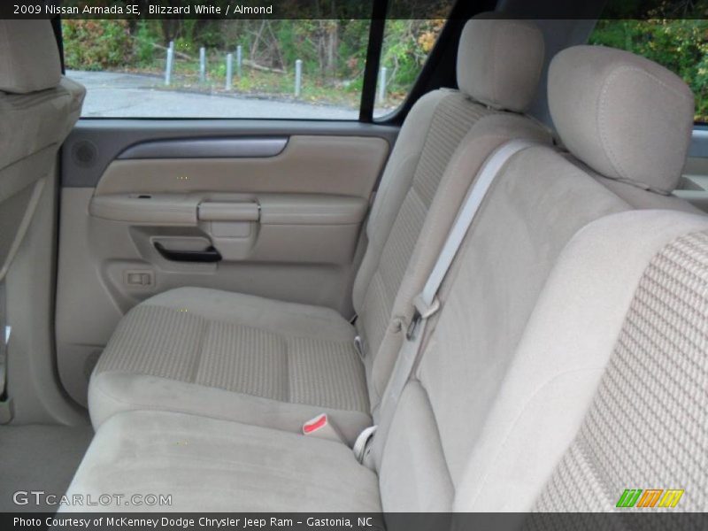 Blizzard White / Almond 2009 Nissan Armada SE