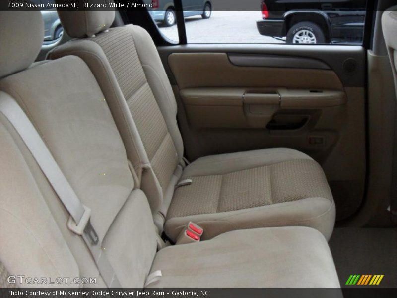  2009 Armada SE Almond Interior