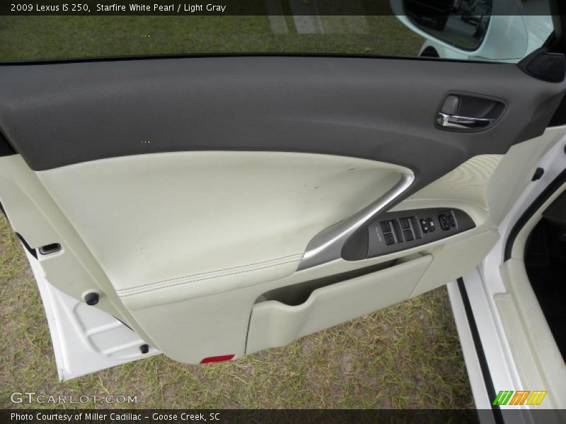 Door Panel of 2009 IS 250