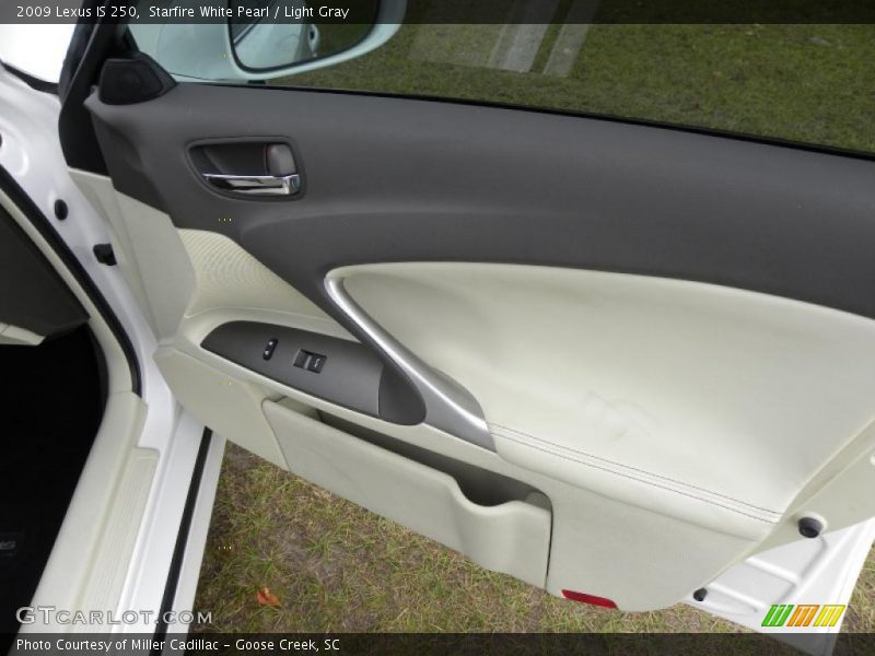 Door Panel of 2009 IS 250