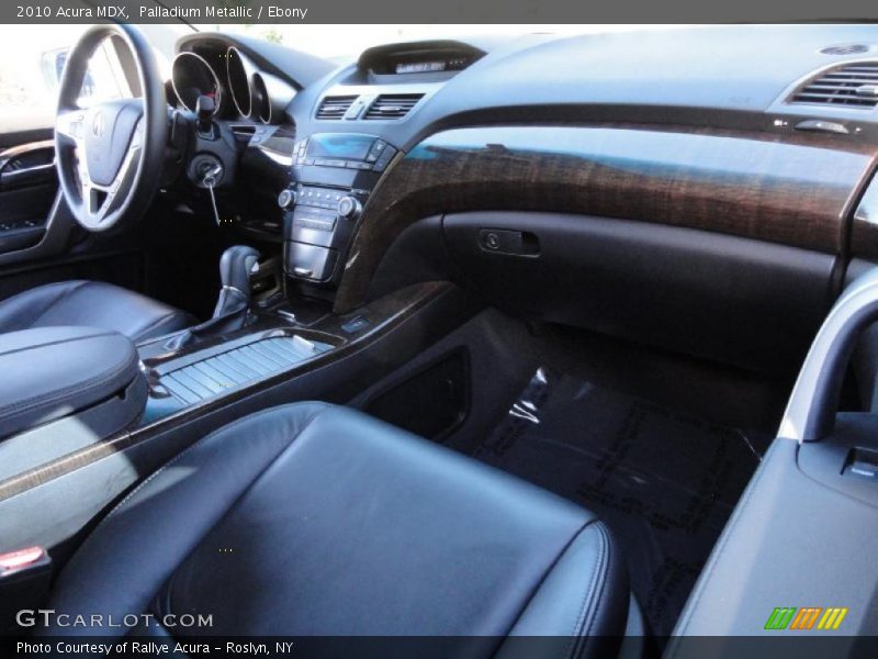 Dashboard of 2010 MDX 