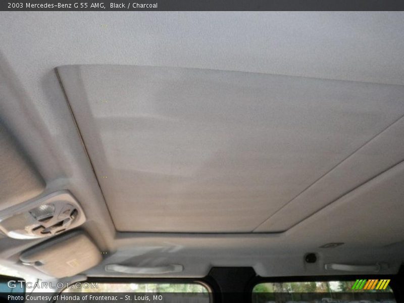 Sunroof of 2003 G 55 AMG