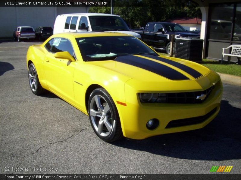 Front 3/4 View of 2011 Camaro LT/RS Coupe