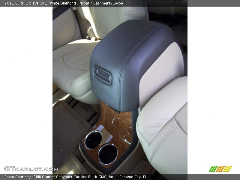 White Diamond Tricoat / Cashmere/Cocoa 2011 Buick Enclave CXL