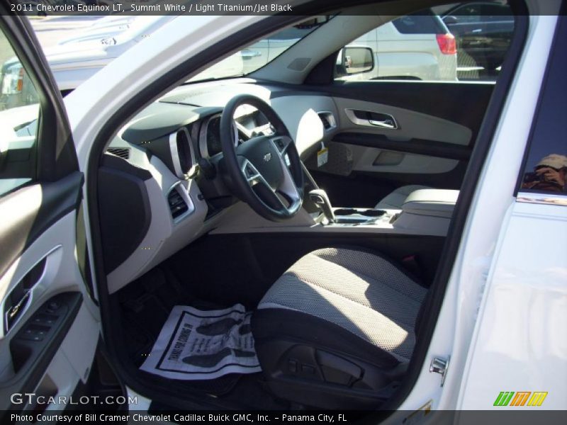 Summit White / Light Titanium/Jet Black 2011 Chevrolet Equinox LT