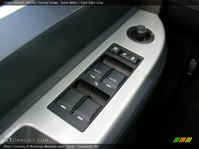 Controls of 2009 Sebring Touring Sedan