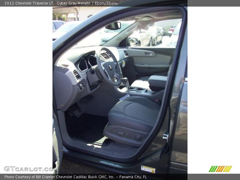 Cyber Gray Metallic / Ebony/Ebony 2011 Chevrolet Traverse LT