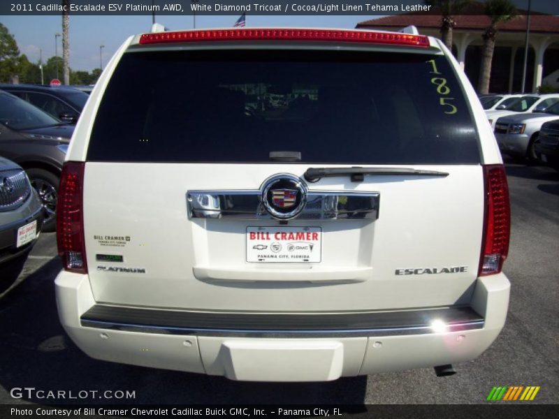 White Diamond Tricoat / Cocoa/Light Linen Tehama Leather 2011 Cadillac Escalade ESV Platinum AWD